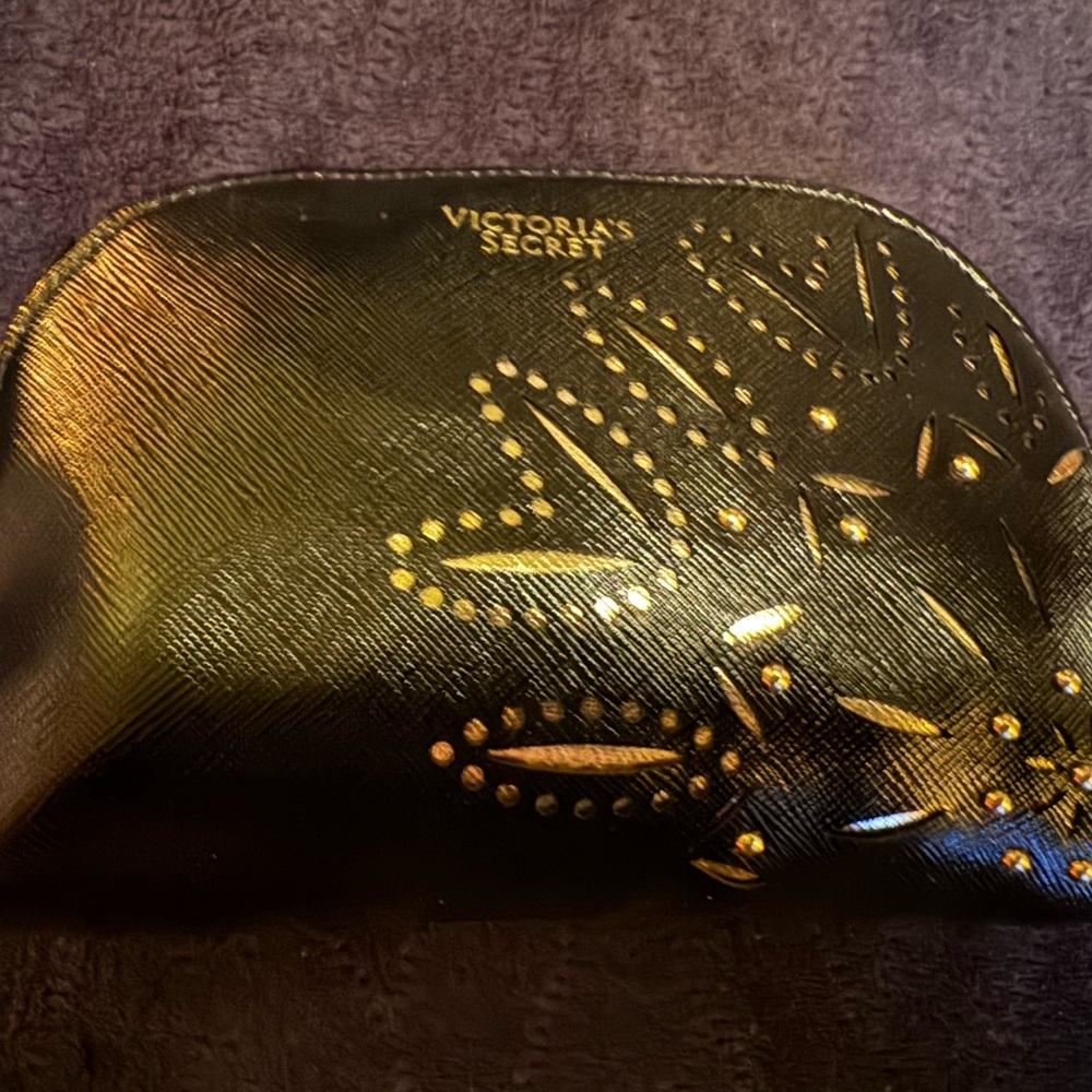 Victoria's Secret NWOT Black and Gold Women's Bag